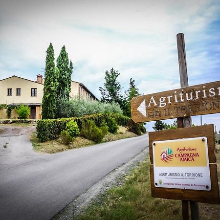 הוילה צ'רטאלדו Agriturismo Il Torrione מראה חיצוני תמונה