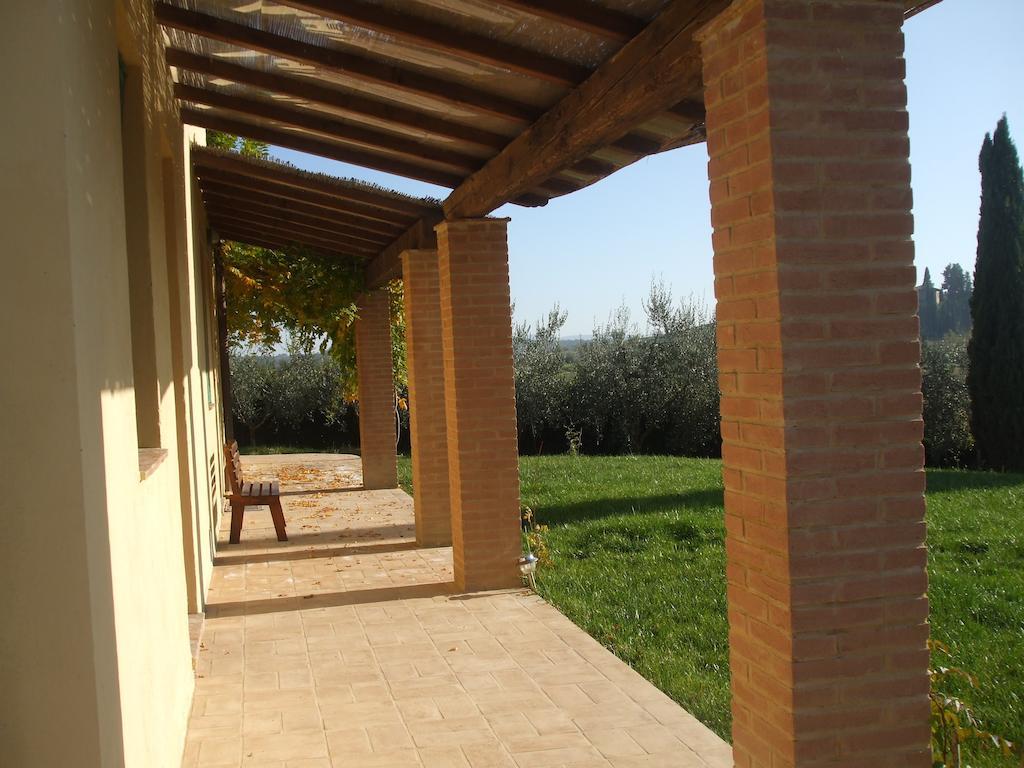 הוילה צ'רטאלדו Agriturismo Il Torrione חדר תמונה