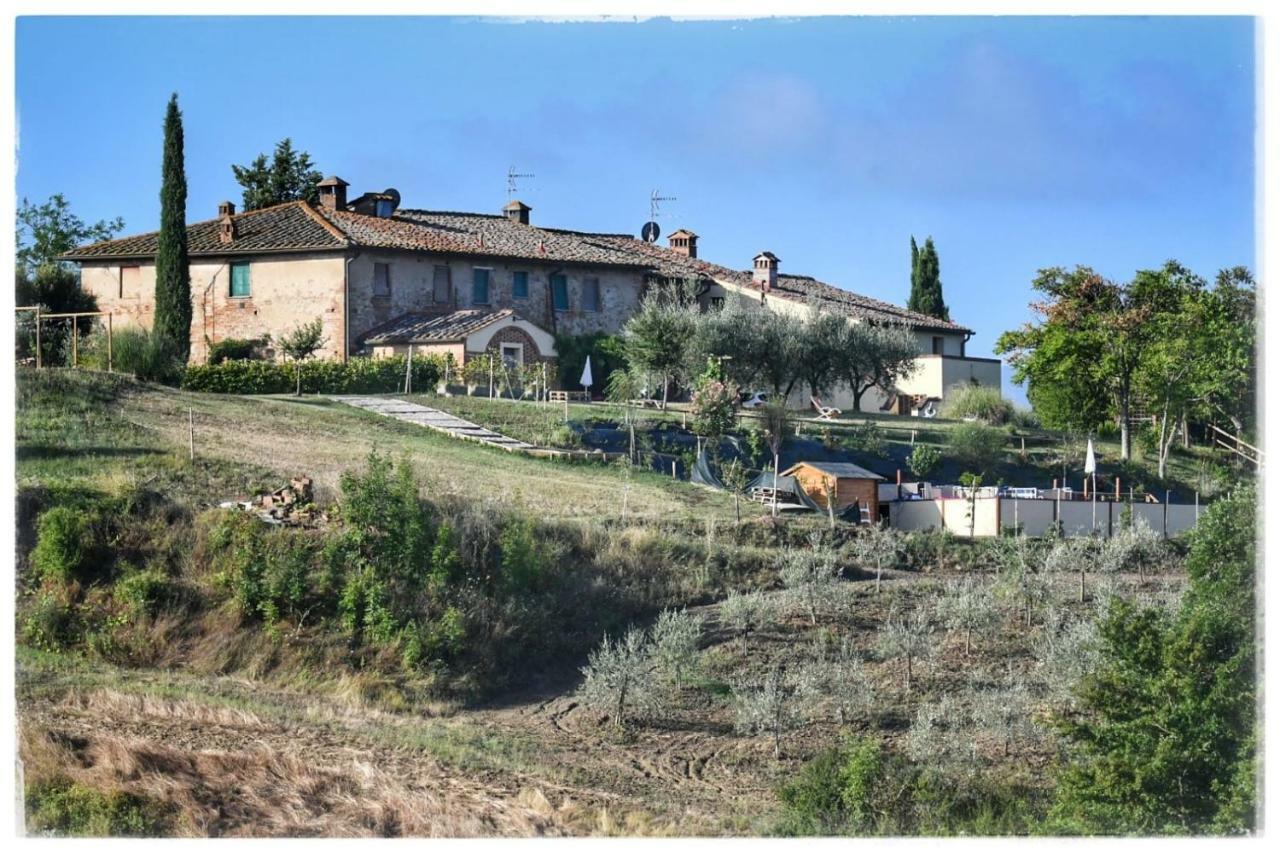 הוילה צ'רטאלדו Agriturismo Il Torrione מראה חיצוני תמונה