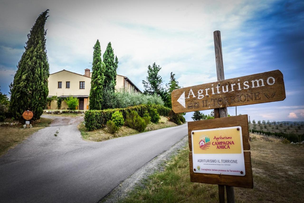 צ'רטאלדו Agriturismo Il Torrione מראה חיצוני תמונה